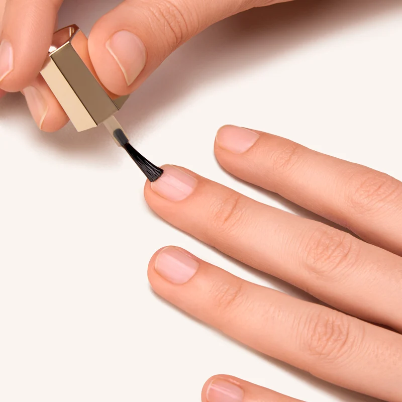 Solution Vernis à ongles écaillé