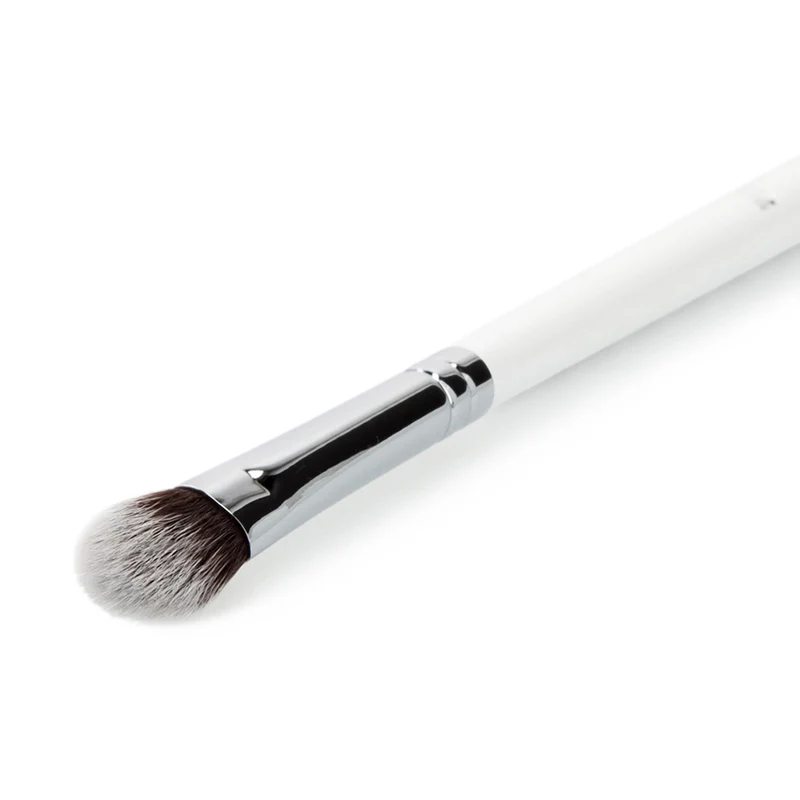 Ilū Make Up Large Eyeshadow Brush 409 - pinceau large pour ombres à paupières