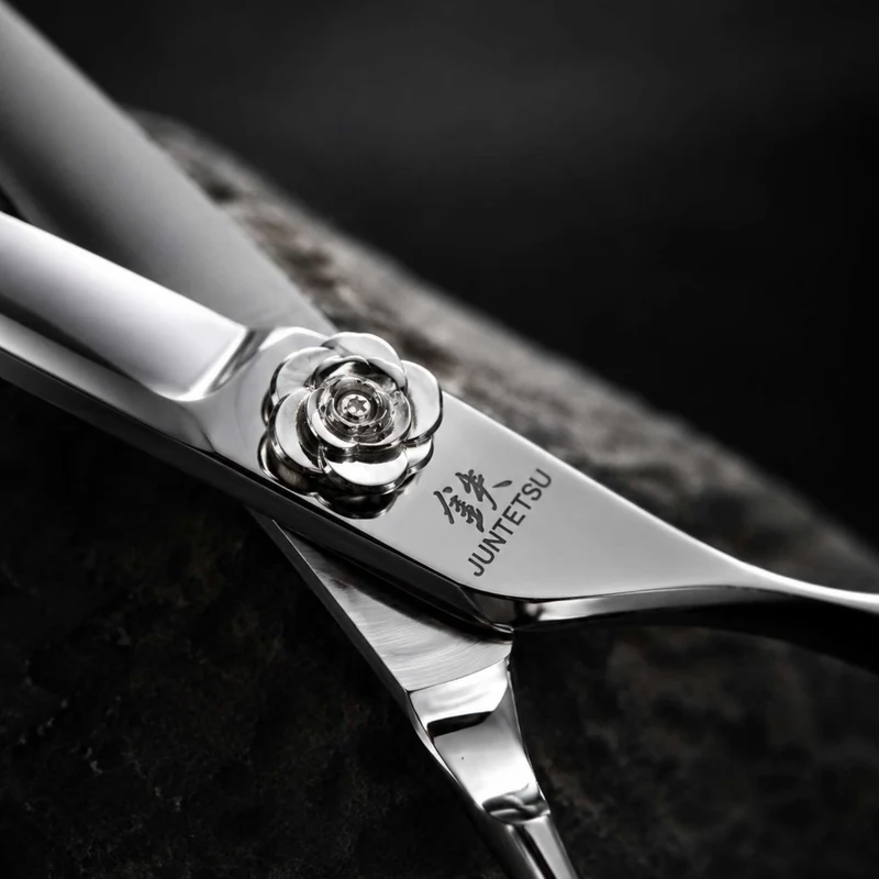 Kit de coupe et d'éclaircissage Juntetsu Rose en édition limitée