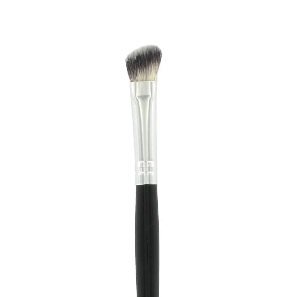 ANGLED EYESHADOW BRUSH