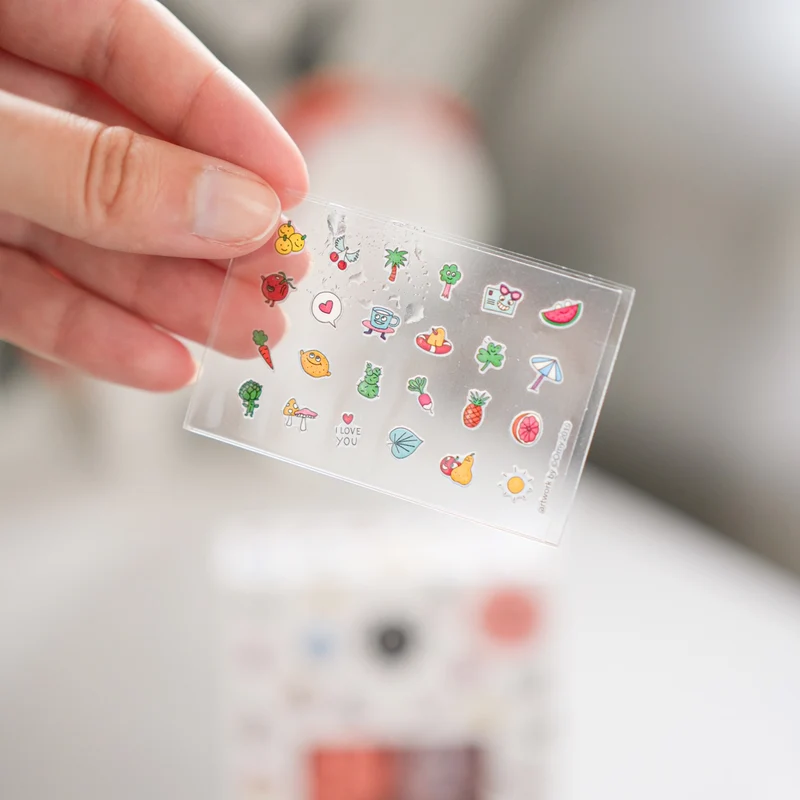 Coffret stickers et vernis pour enfants