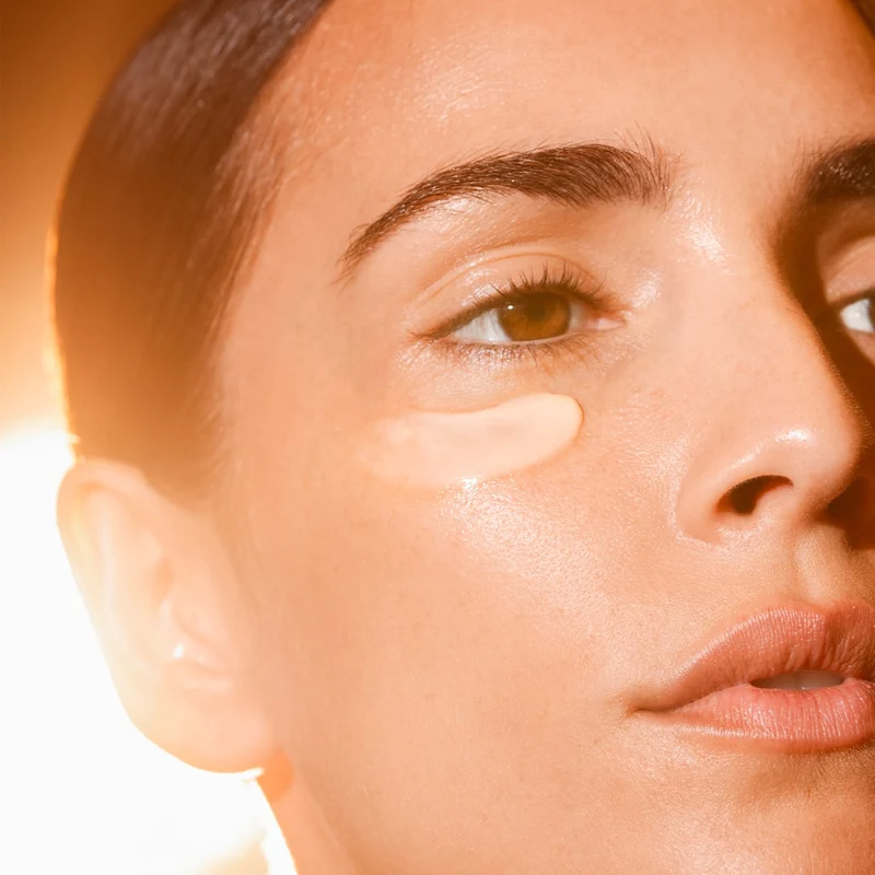 Contour des Yeux à la Vitamine C Lumisheen