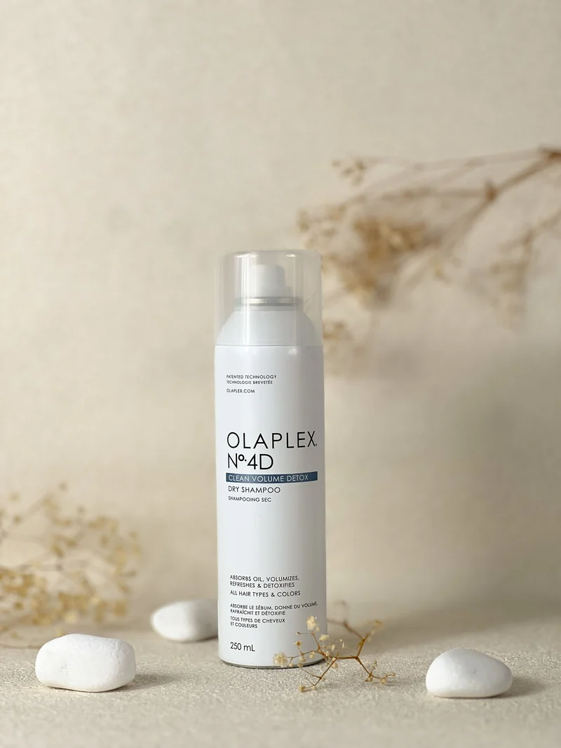 SHAMPOING SEC N°4D