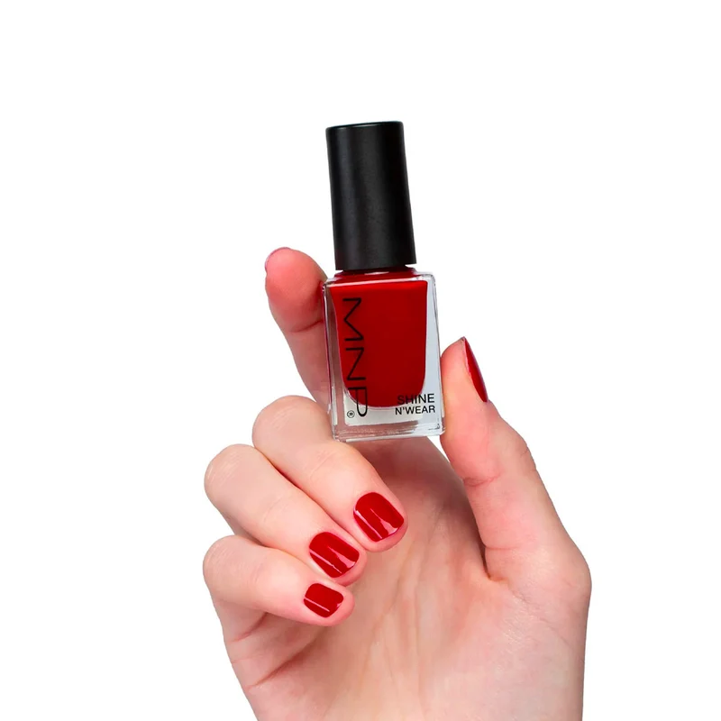 My Nail Pro MNP Shine N' Wear 204 Rouge Laque 10ml - vernis à ongles classique