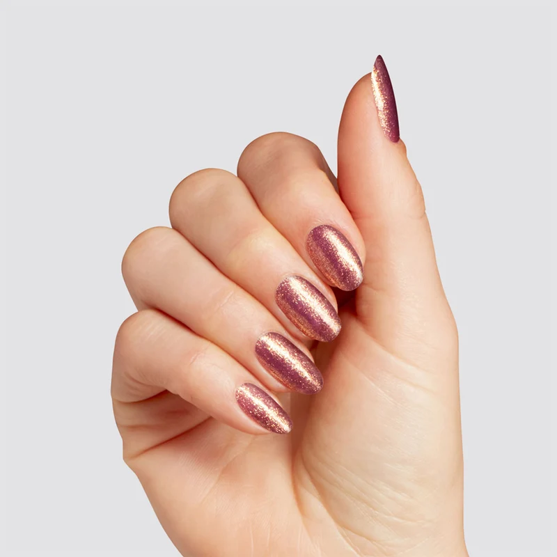 OPI Nail Laquer Holiday 25 Butter Me Up Toffee 15ml - vernis à ongles marron OPI