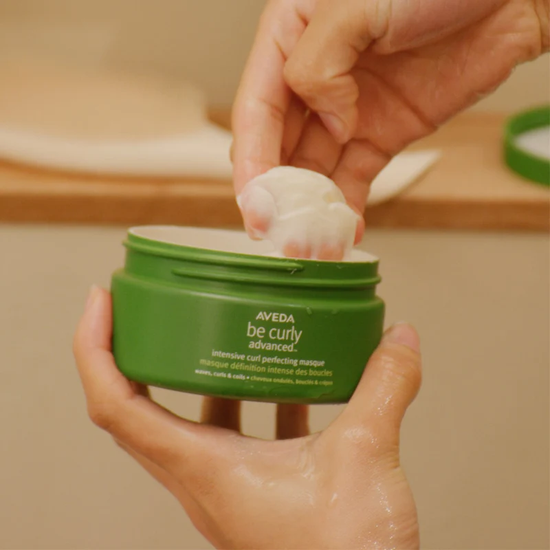 Aveda Be Curly Advanced Curl Perfecting Masque 200ml - masque pour cheveux bouclés