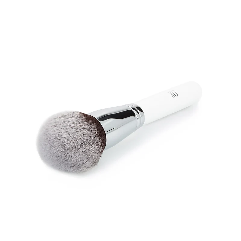 Ilū Make Up Large Powder Brush 209 - pinceau large pour produits en poudre