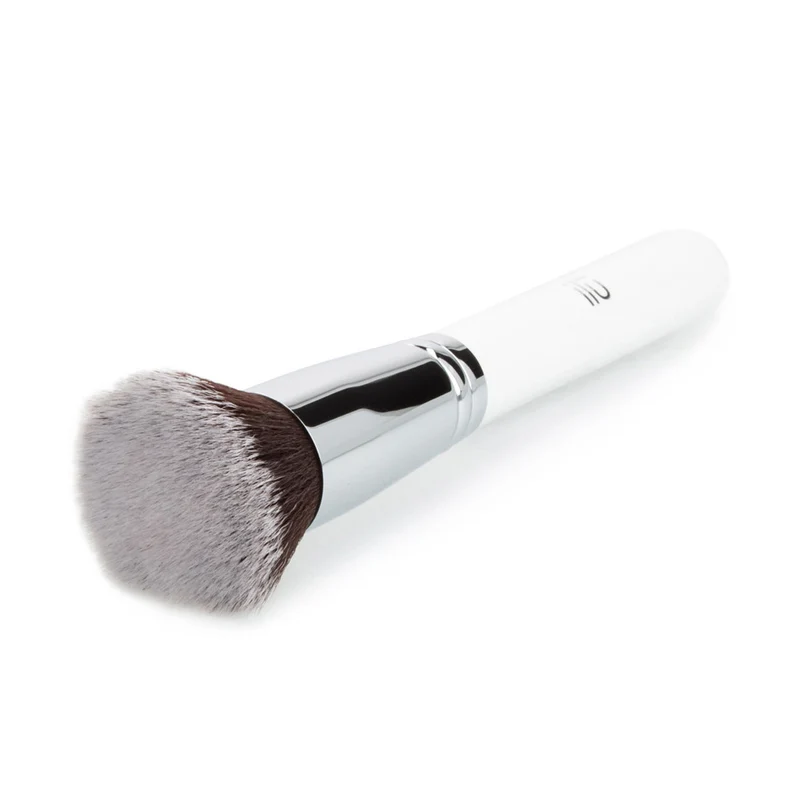 Ilū Make Up Flat Top Kabuki Brush 101 - pinceau fond de teint