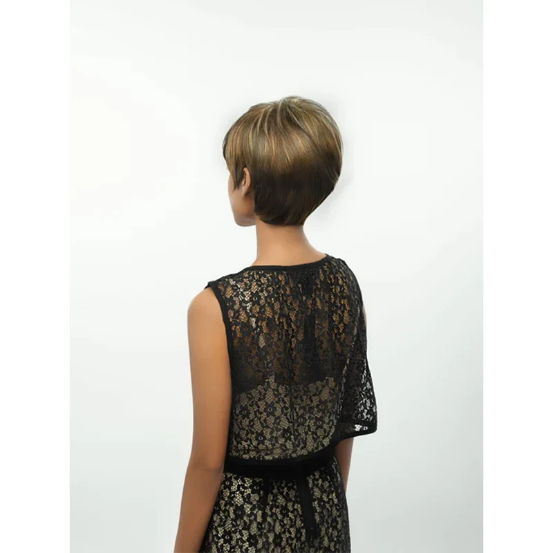 Hairdo Angled Cut Perruque Blond miel doré foncé
