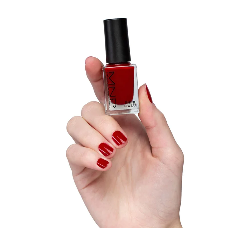 My Nail Pro MNP Shine N' Wear 204 Rouge Laque 10ml - vernis à ongles classique