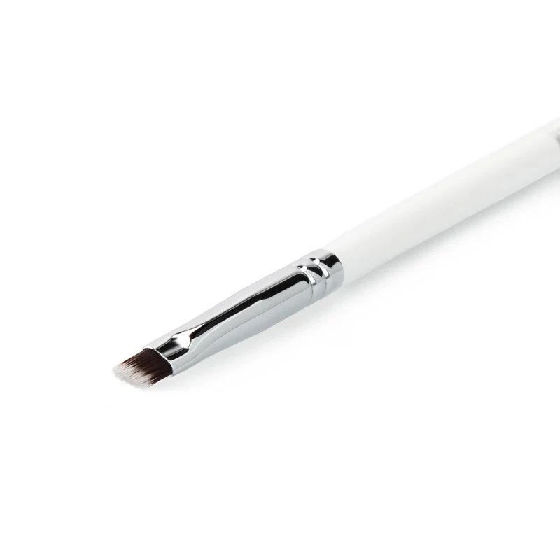 Ilū Make Up Angled Eyeliner Brush 513 - pinceau angulaire pour eye-liner